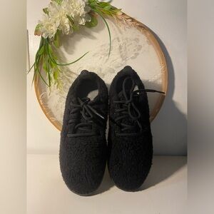 Allbird Wool Runner black Fluff WRF Limited Edition Shoes Sherpa Womens 9
